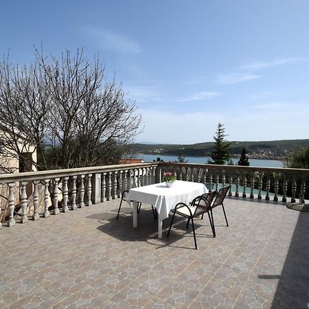 Apartments Julia Čižići Extérieur photo