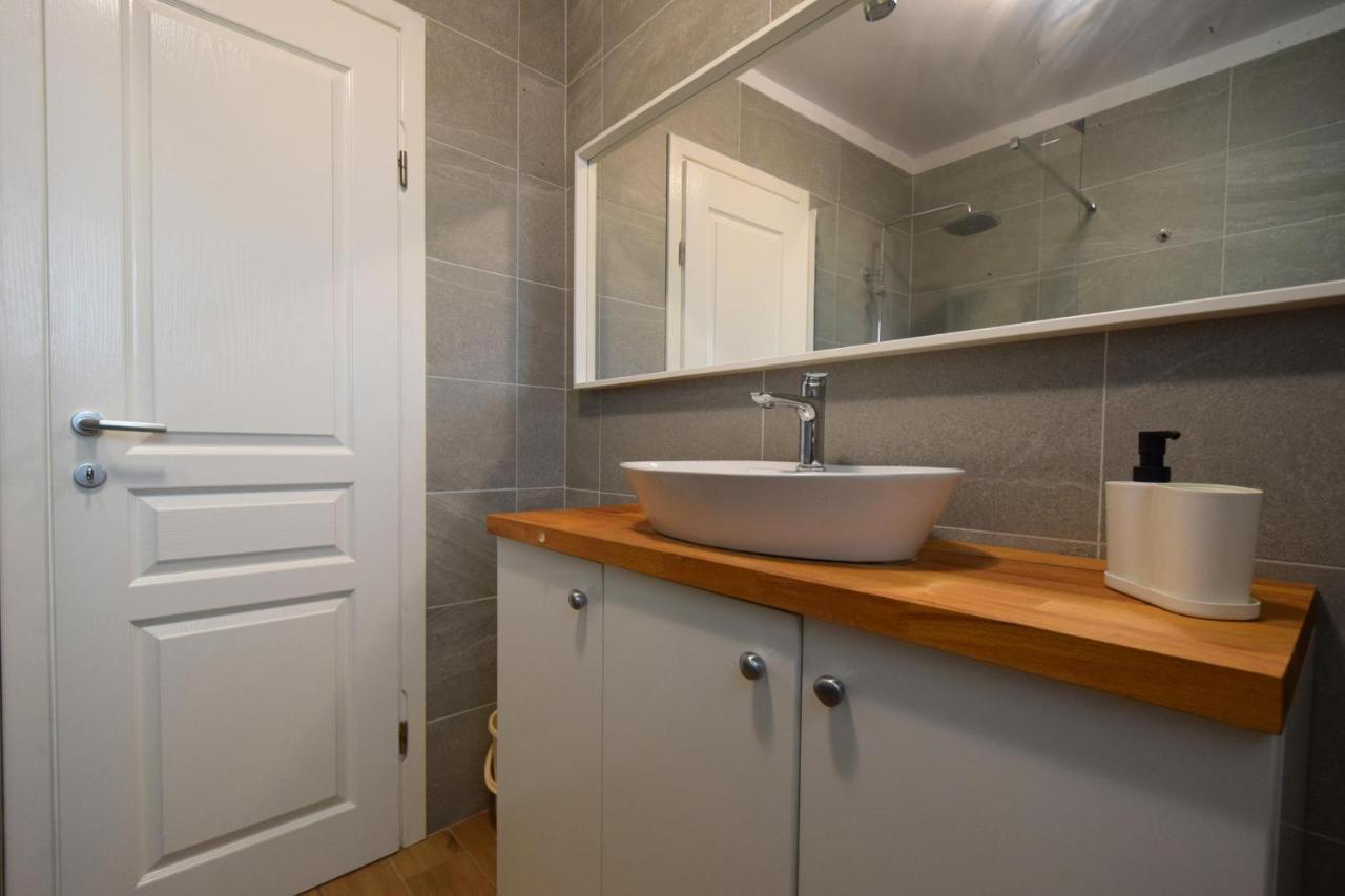 Apartments Julia Čižići Extérieur photo
